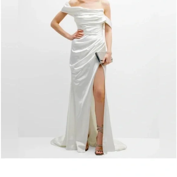 green emerald velvet dress Soft Satin Bridal Gowns Split Engagement Dress Beach Noivas DW514  TANYA  BRIDAL